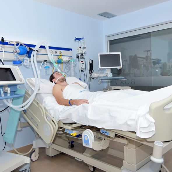 Intensive care in IMED Elche