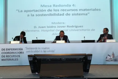 principal-imagenes-victor-perez-en-la-mesa-redonda-de-anecorm-2016-es_grande.jpg