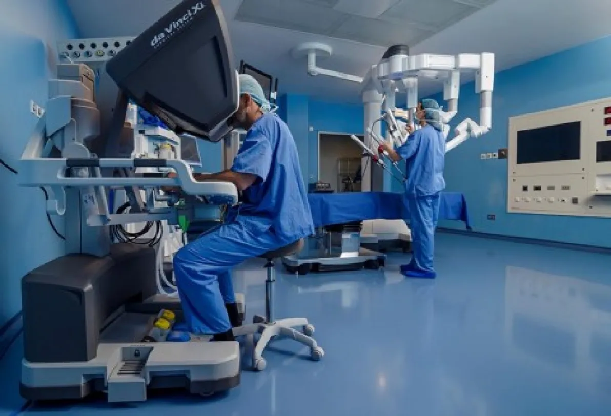 EL HOSPITAL IMED VALENCIA INCORPORA EL ROBOT DA VINCI XI ÚNICO EN LA SANIDAD DE LA COMUNITAT VALENCIANA