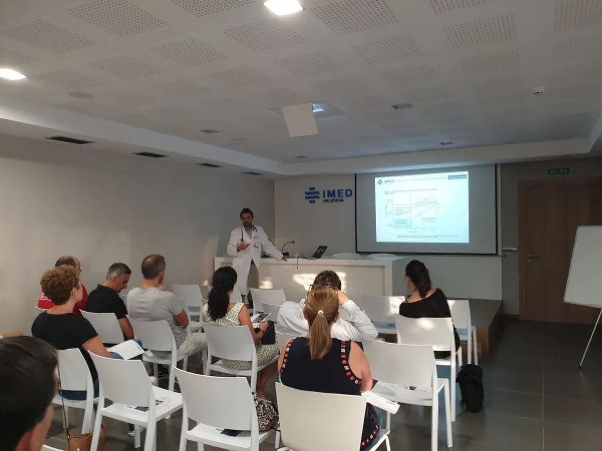 Club Natación Godella e IMED Valencia organizan una charla sobre la importancia de la prevención en la salud del deportista