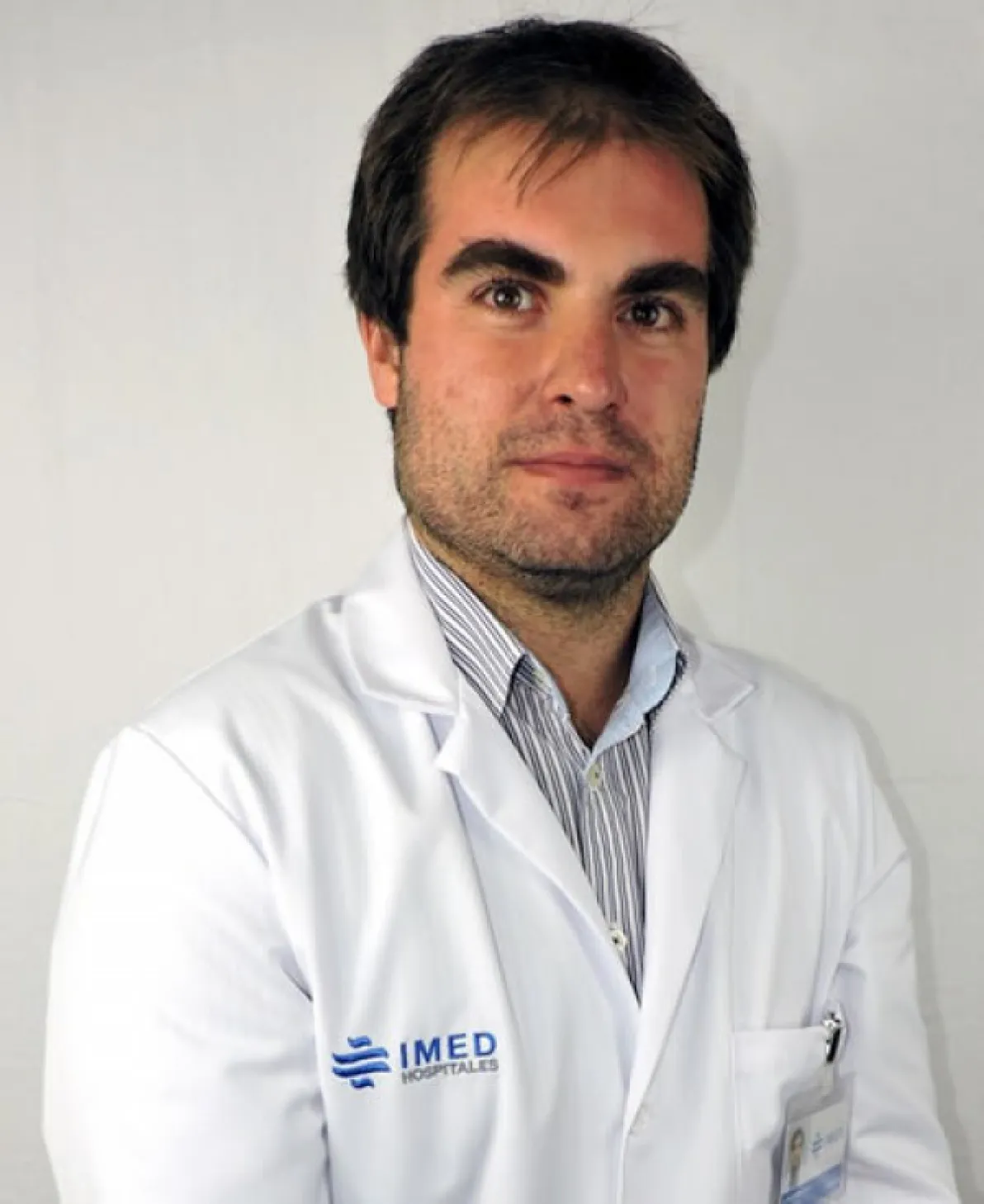Dr. Eric Freire, neurologist from IMED Elche, takes part of a drug study for patients with Parkinson and dementia