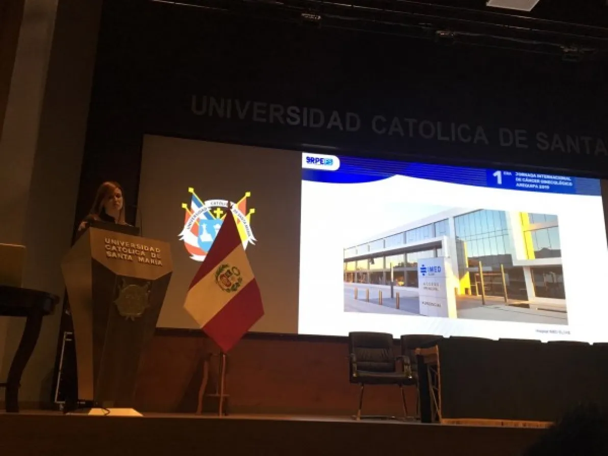 La Dra. Meritxell Vila participó en Perú en una Jornada Internacional de Cáncer Ginecológico con sus 2 ponencias