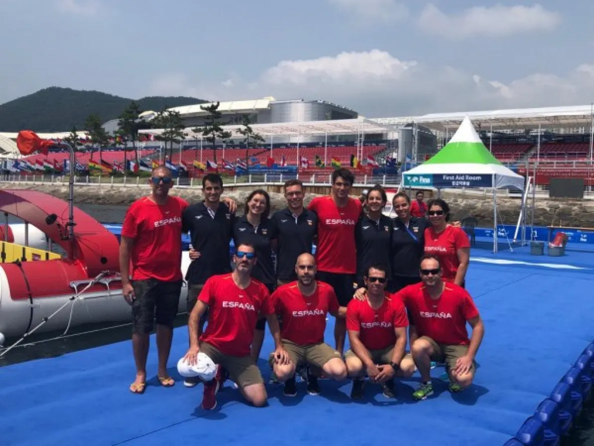 El Dr. Nestor Zurita, médico de la selección española de natación en aguas abiertas en el Mundial de Gwangju