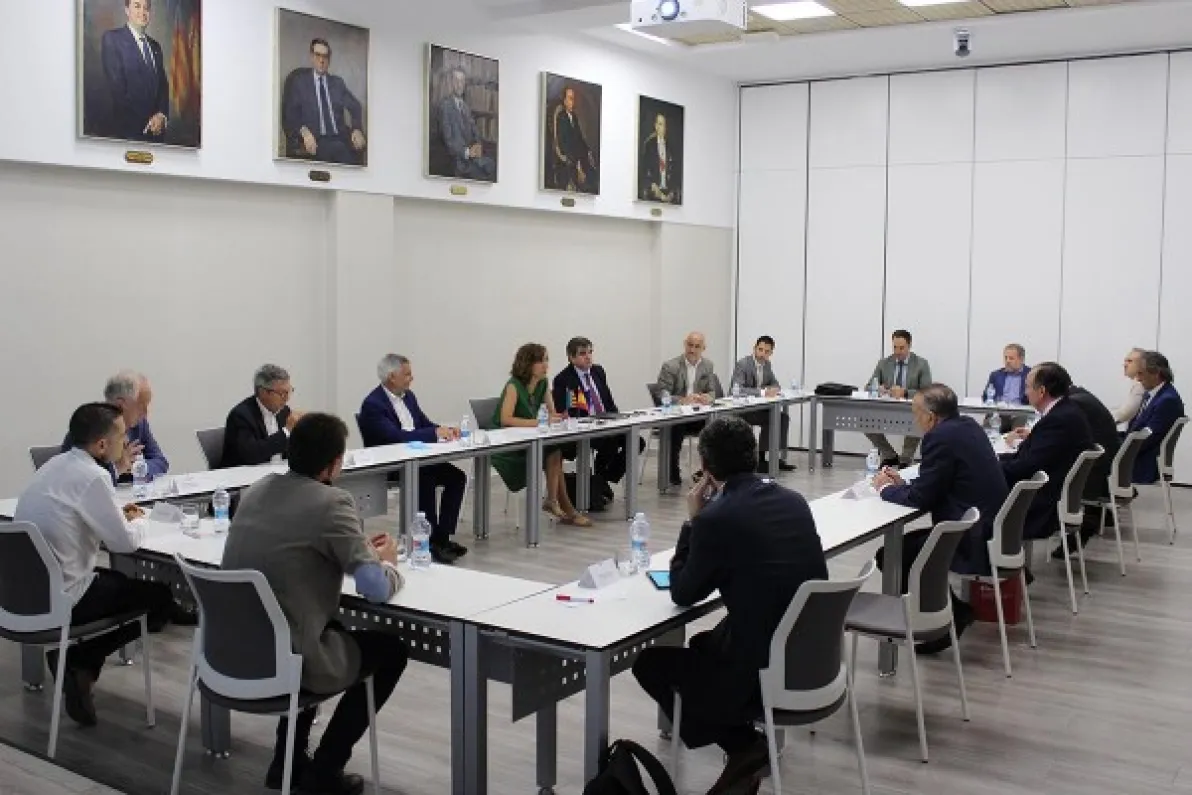IMED Hospitals,together with the main valencian sports institutions, meet the Secretary of State for Sports, Irene Lozano