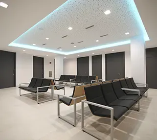 sala-espera-international-center.webp
