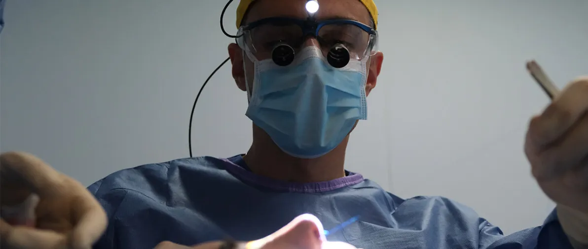 La increíble precisión de la rinoplastia ultrasónica