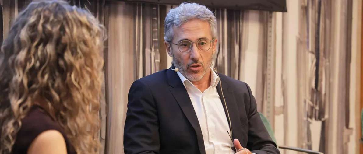 "La ciudadanía ahora exige médicos superespecialistas"
