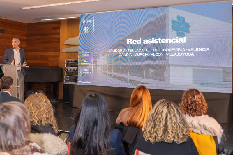 Luis Cuenca en el foro de turismo de salud