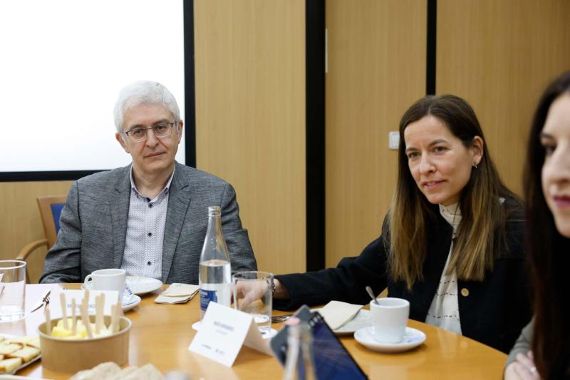 mesa-redonda-la-verdad3.jpg Mesa Redonda diario La Verdad