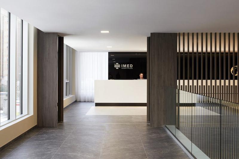 pasillo2-imed-levante-mga.jpg IMED Levante - Fotos MGA Interiorismo