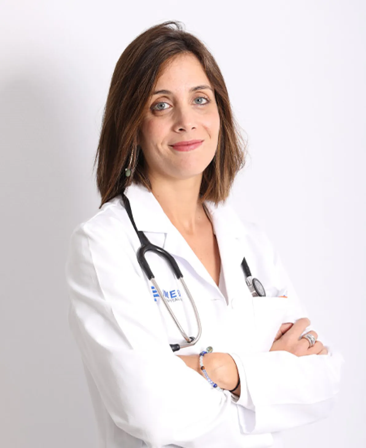 Dra. Ana Aquilino Tari - Medicina interna