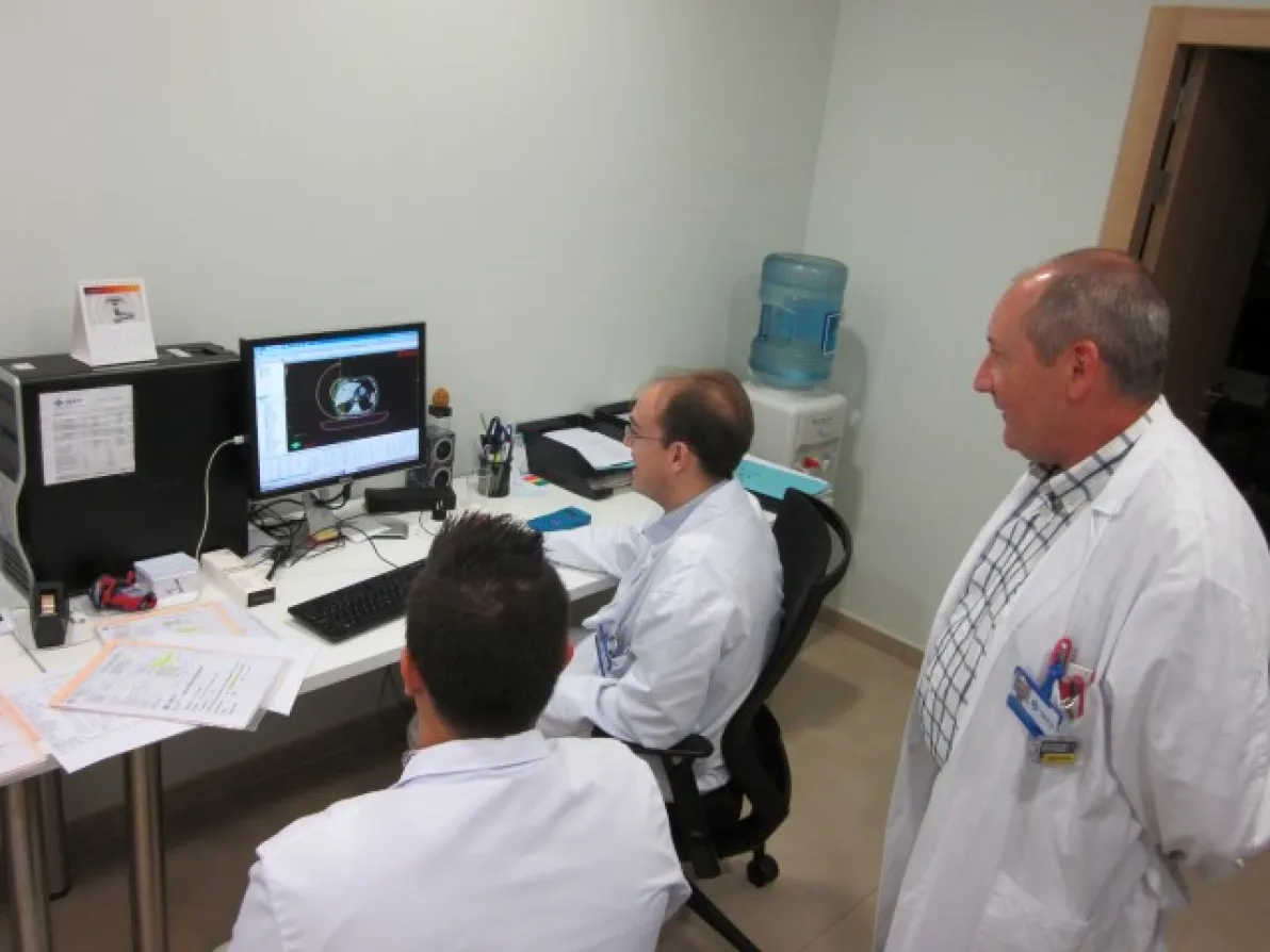 principal-imagenes-imed-elche-alicante-radiocirugia-es_grande.jpg