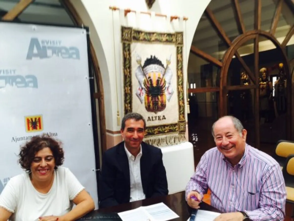 IMED Levante cubre las Fiestas de Altea