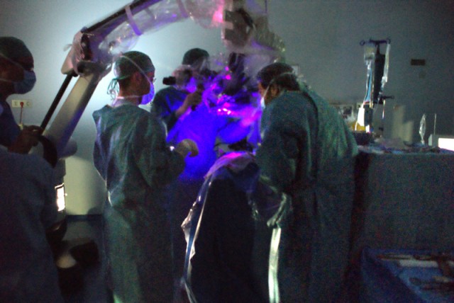 Imed Elche performs the first fluorescence-guided surgery in the province of Alicante