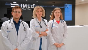 Dr. Víctor Vallejo junto a las Dras. Alejandra Faus y Andrea Pérez en IMED Valencia